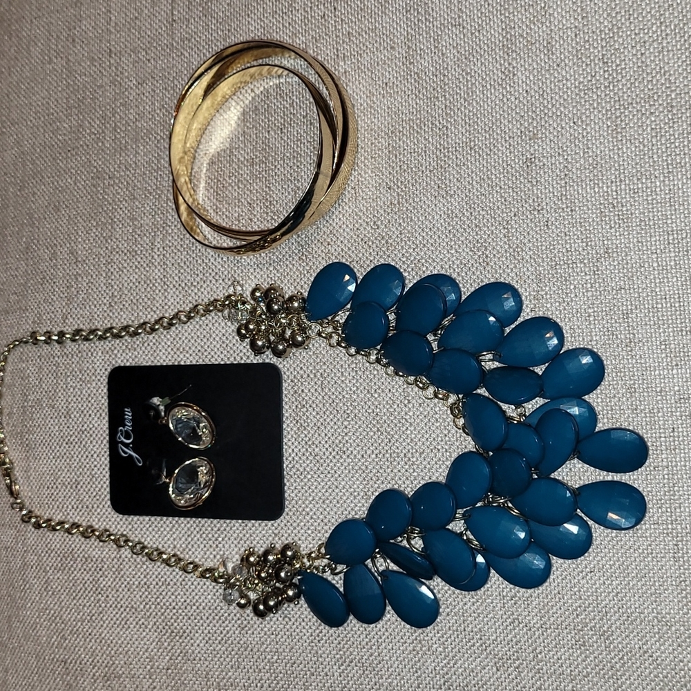 Deep blue green necklace, earrings and bracelet set